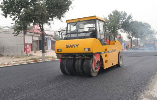 What tire roller compaction principle is Tire roller which features